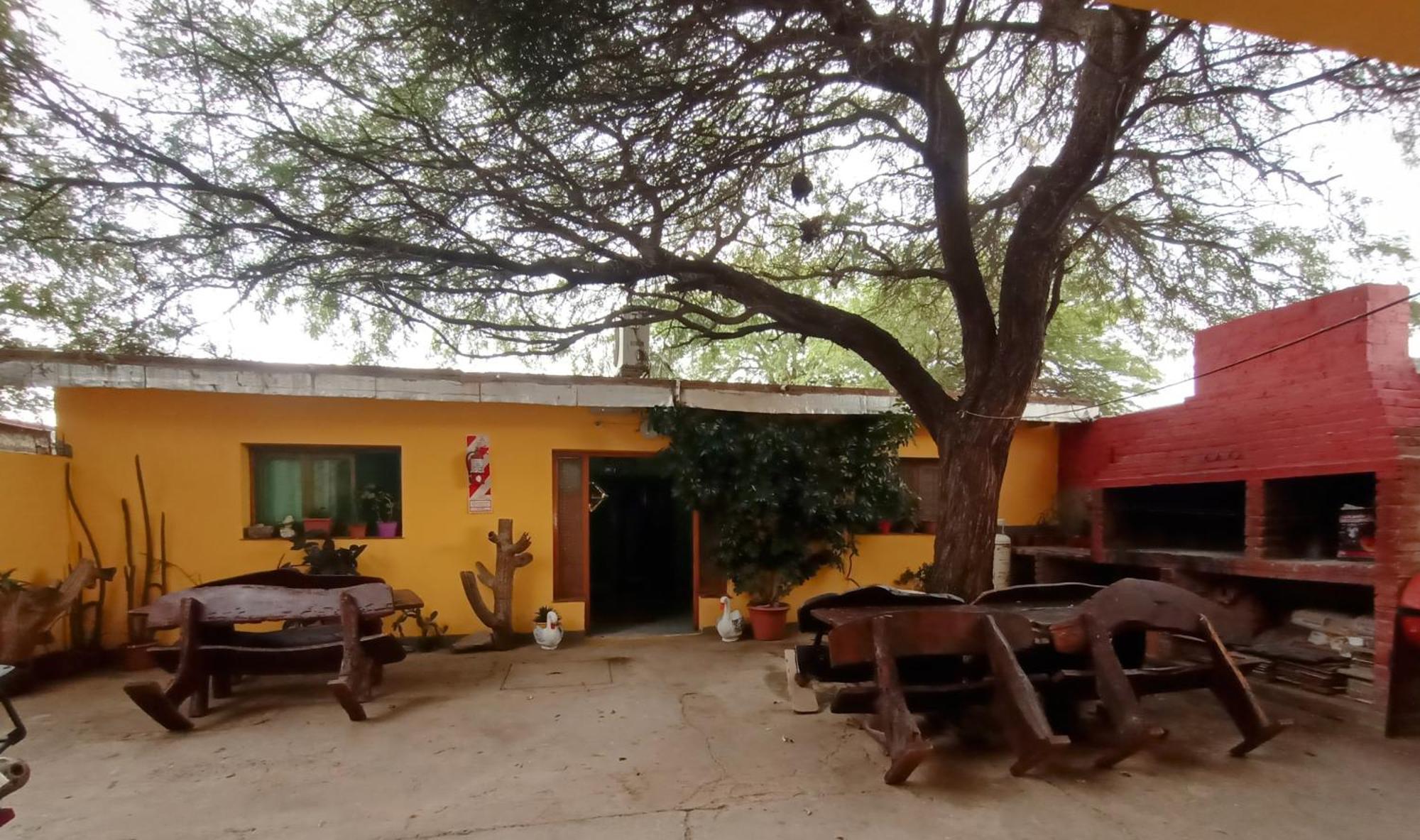 Hostal Benjamin Cafayate Exteriör bild